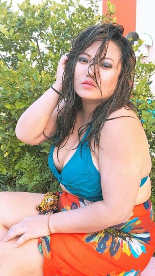 NEPALI SLUT WIVES N GIRLS PIXS