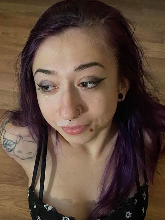 cumslut facial