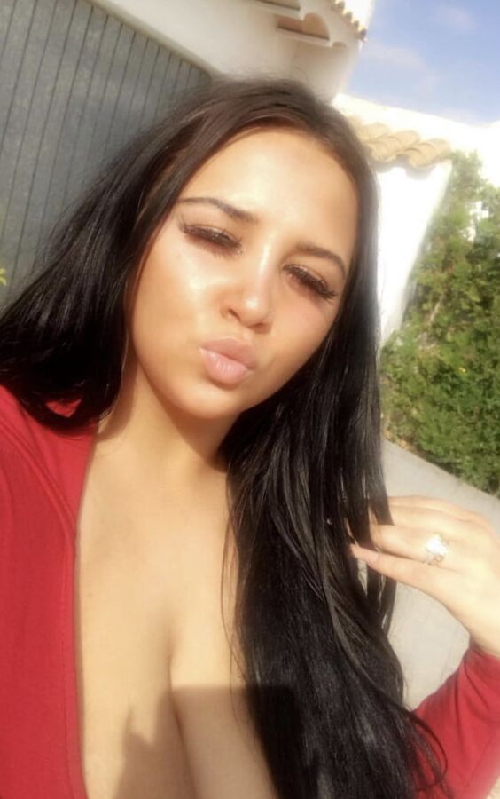 (Super) Busty Chav Delight
