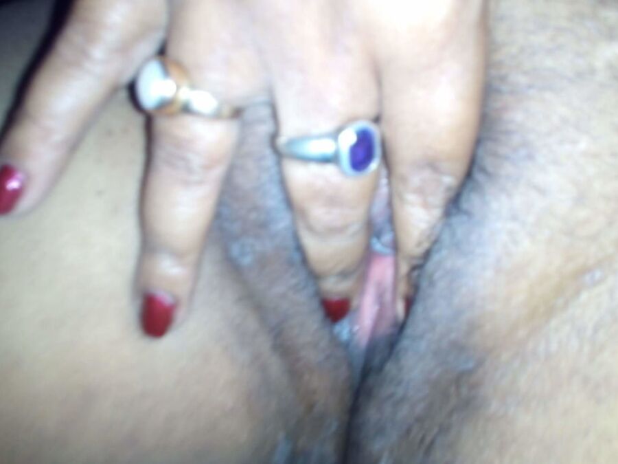 North Indian aunty