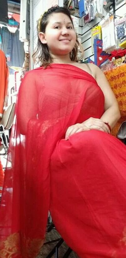 NEPALI SLUT WIVES N GIRLS PIXS