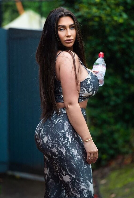 Sexy Pawg Lauren Big Tits Big Ass