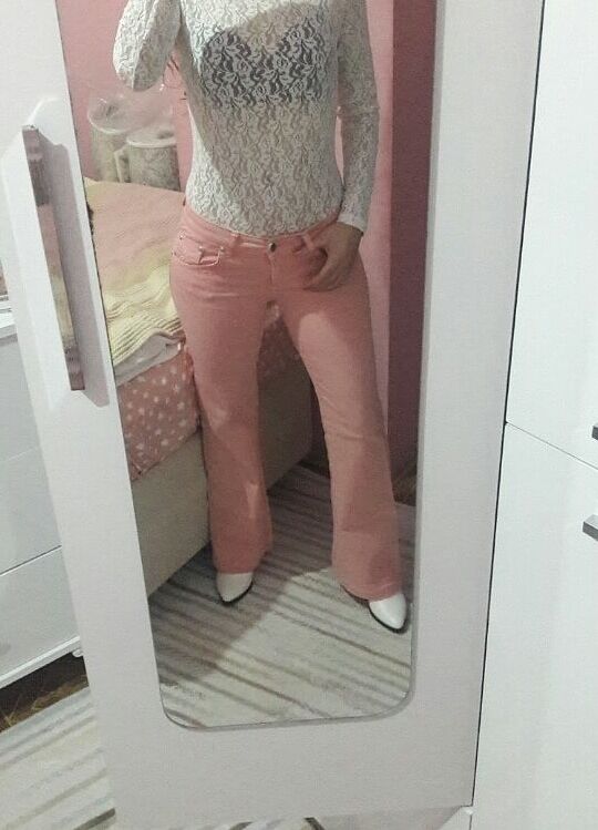 Turkish girls in jeans