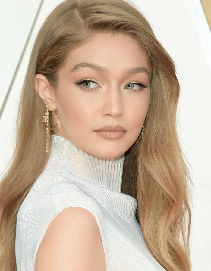 Celebrity Hot - Gigi Hadid