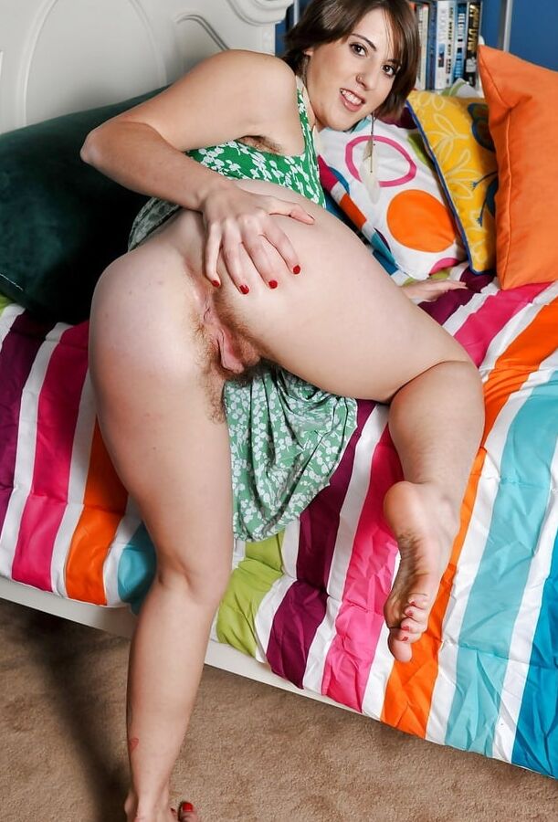 MILF, Mature women big asses, hairy &amp; shaved pussies