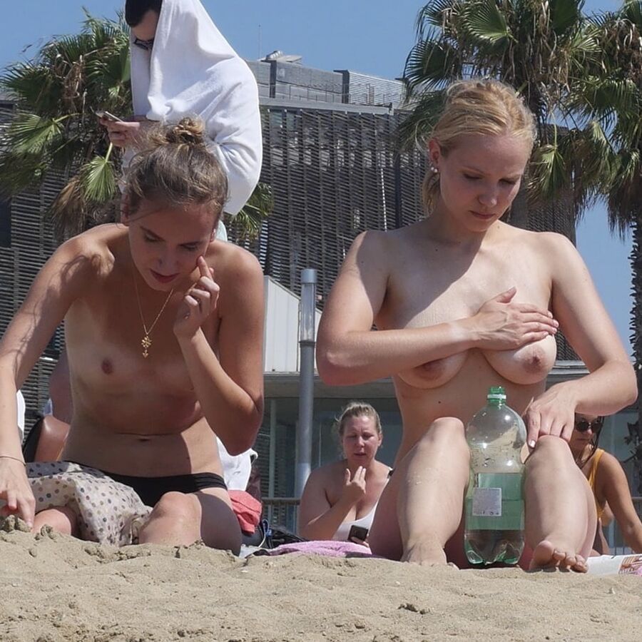 VOYEUR BEACH