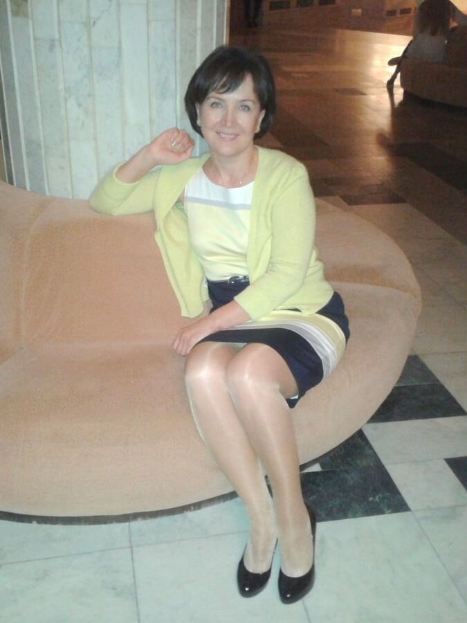 Mature in Pantyhose, Stockings, Nylon, Naylon, Kulotlu Corap
