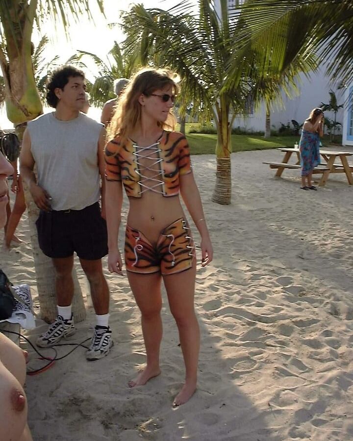 bikini pics