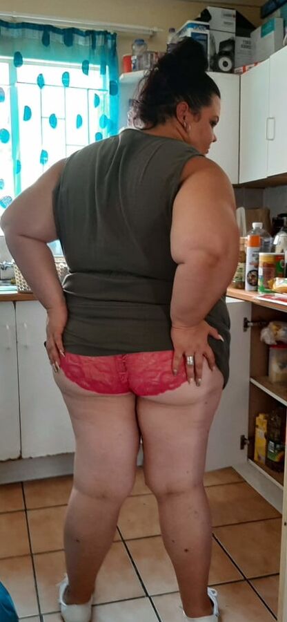 Mehr von Wifes Sexy Ass