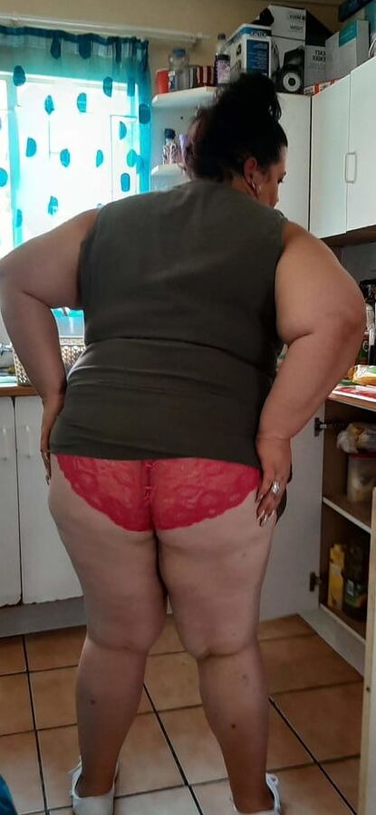 Mehr von Wifes Sexy Ass