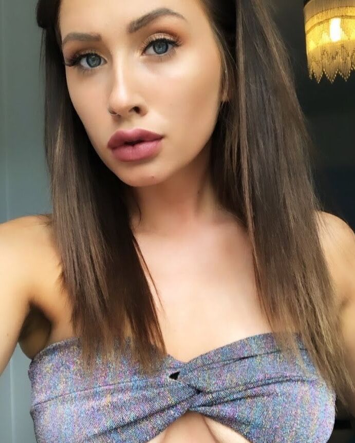 EastEnders Sluts What To be Fucked In All Her Holes