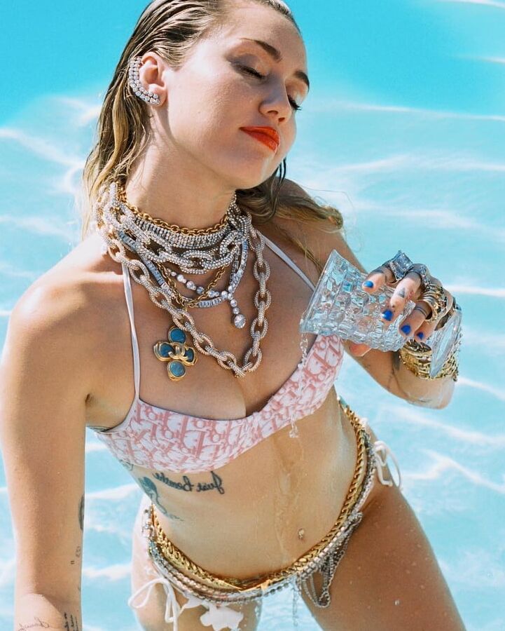 Miley Cyrus Instagram