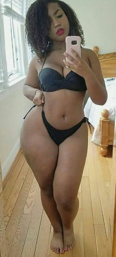 check out these curvy ladies