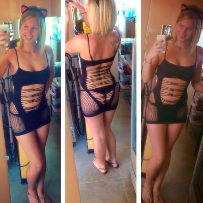 D Blonde Barista