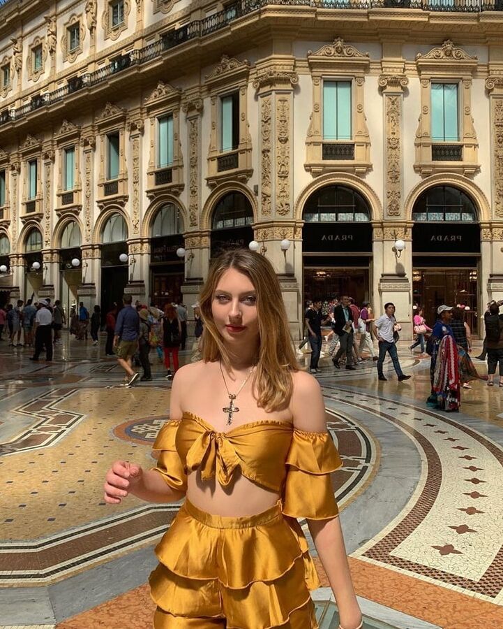 Jeune catin parisienne