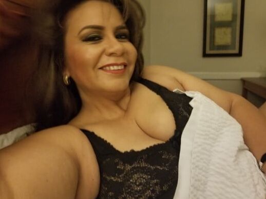 Early valentines present with Paula