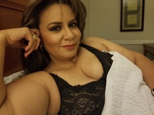 Early valentines present with Paula