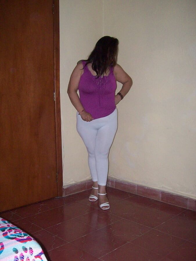 Latina with great tits