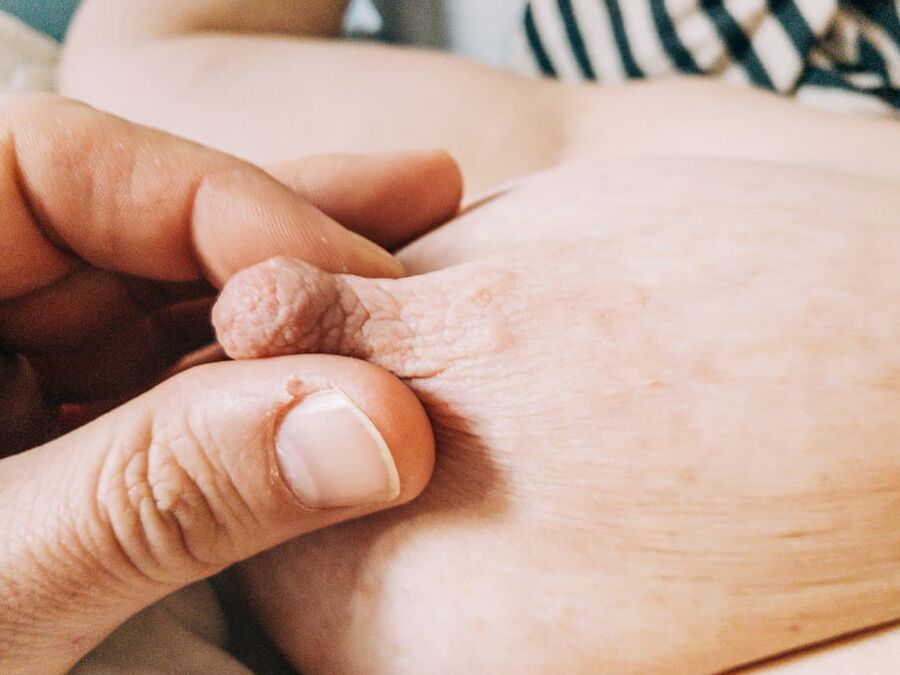 playing with wife&;s big nipple