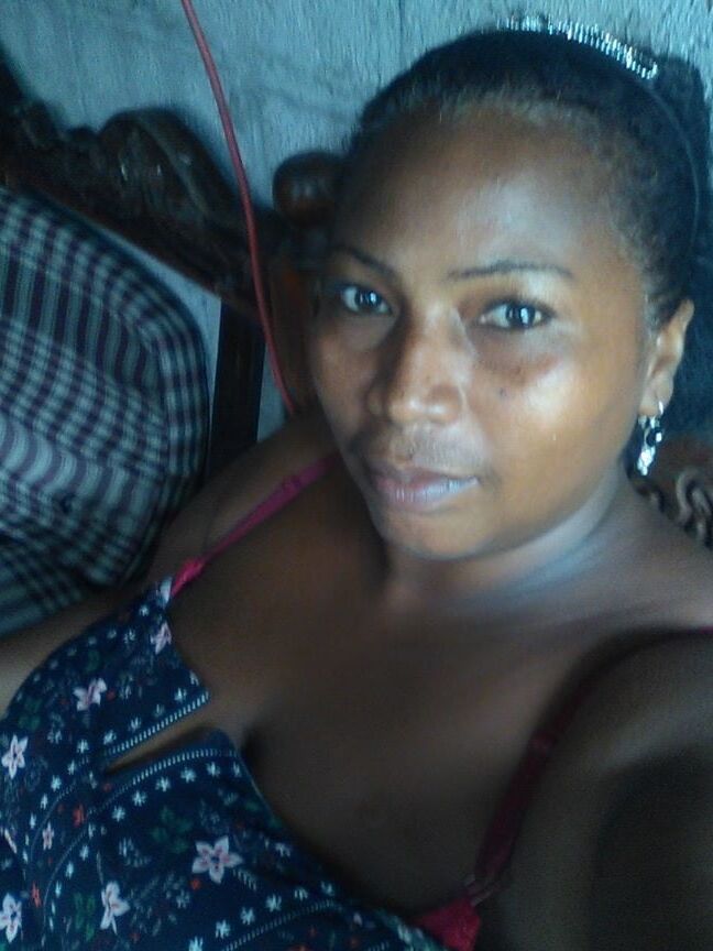 esmeralda ordonez morena madura