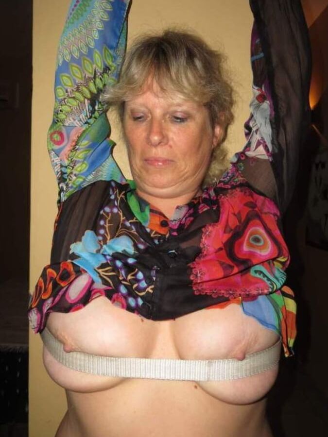 Wife Eva from Mainz exposed