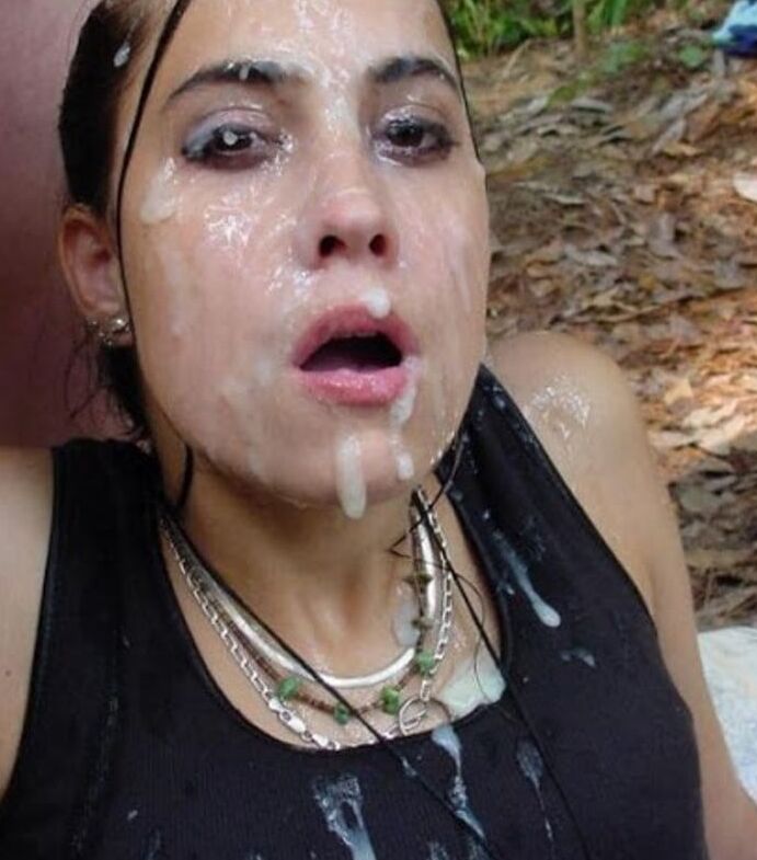 sperme sur le visage