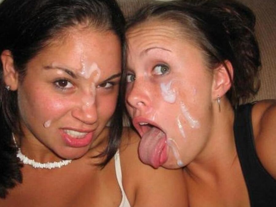 sperme sur le visage