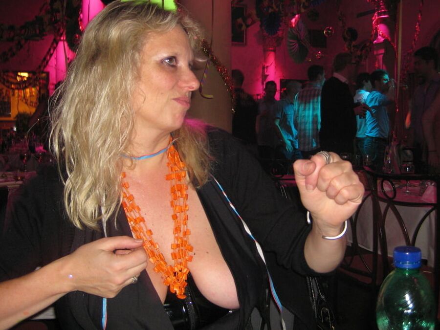 Wife Eva from Mainz exposed