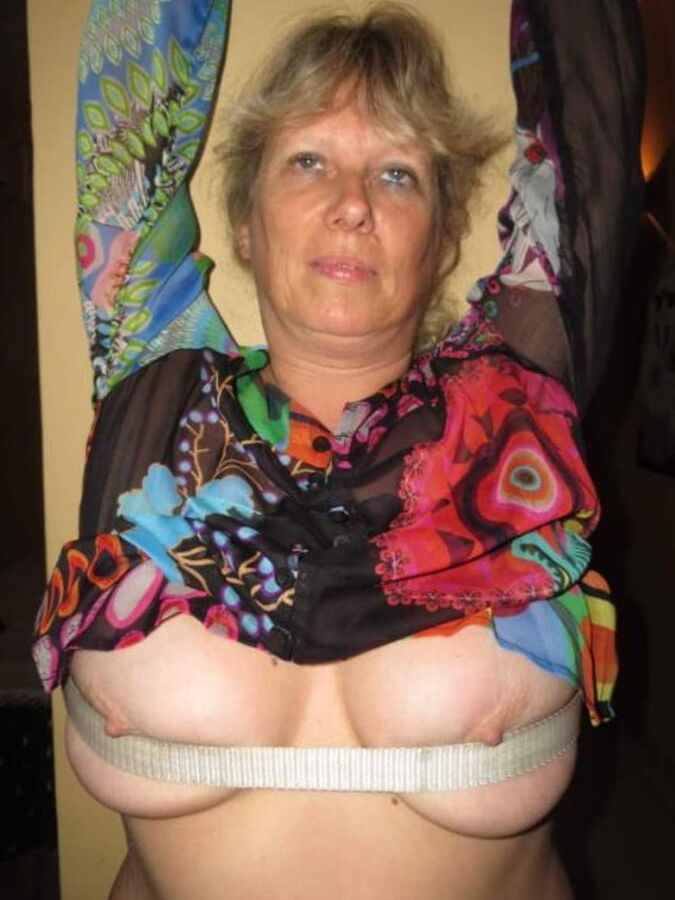Wife Eva from Mainz exposed