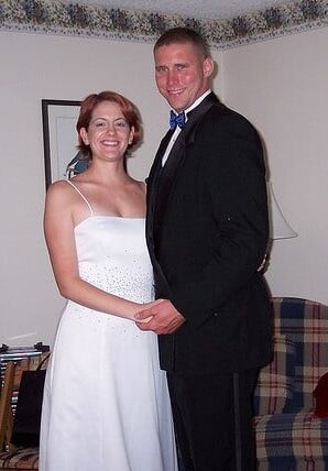 Women Need Exposure - Sexy Preggo