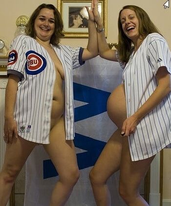 Women Need Exposure - Sexy Preggo
