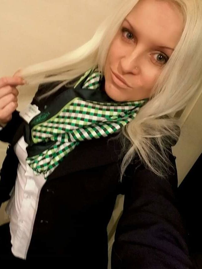 Blonde Girl LEA