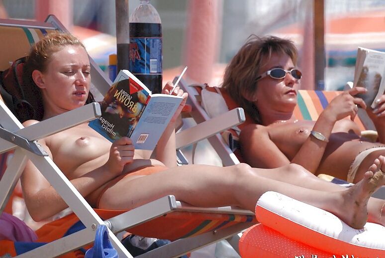 Real u. Nackt. Ich muss nichts verstecken. Bin eine Milf.
