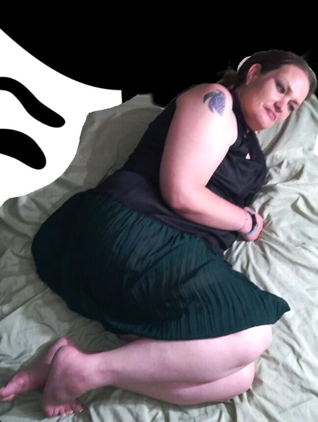 Hot BBW in Black Dress Flashing Her Goodies.