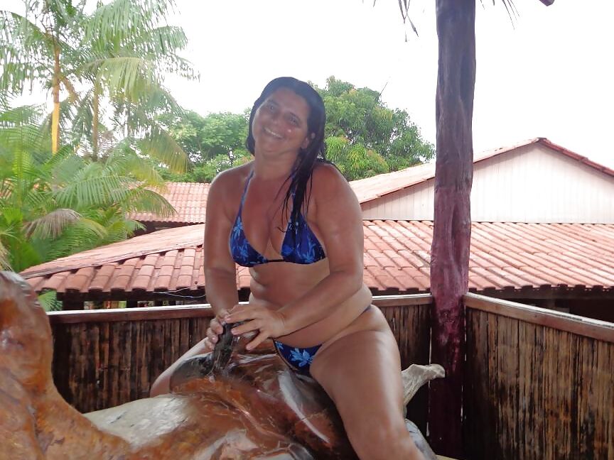Thick Plump Kaitee Banggs Chubby BBW Chicago MILF