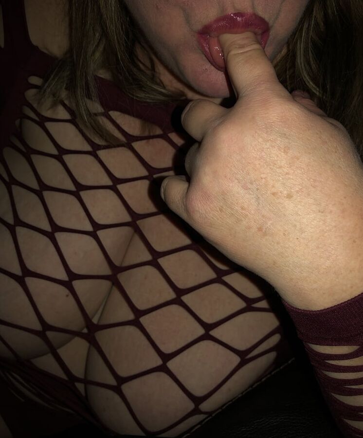 Sexy wife needs cock