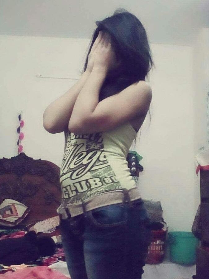 Desi Girl I Met Online - Loves to Tease