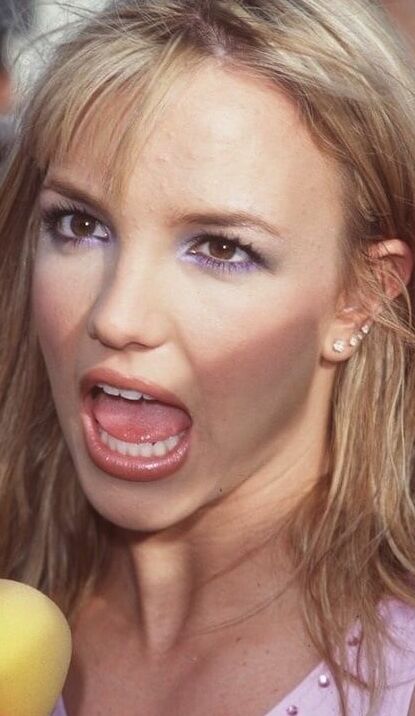 Britney Spears Hot