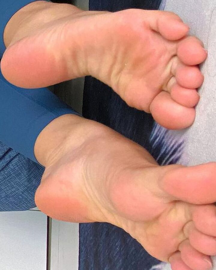 Fuesse Feet