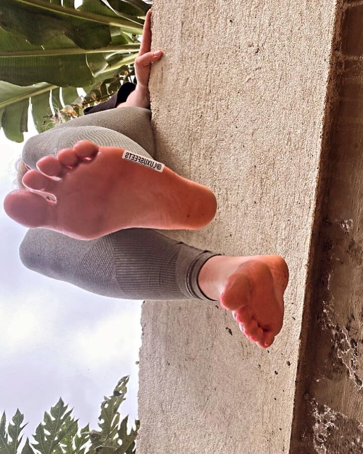 Fuesse Feet