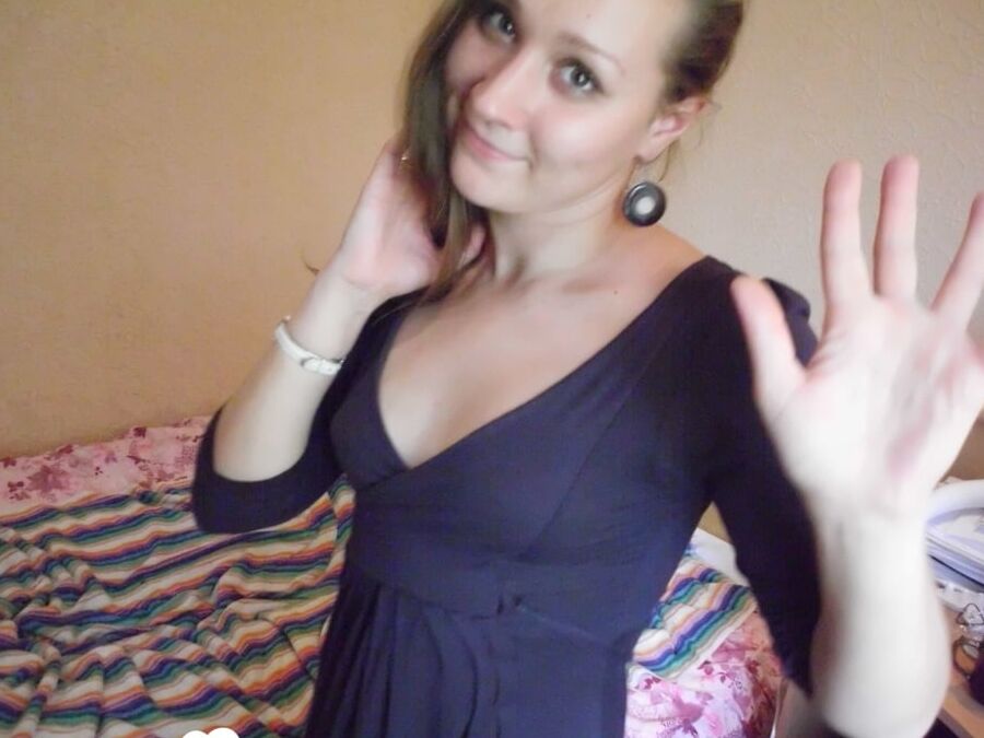 Skinny amateur brunette masturbates furiously on camera