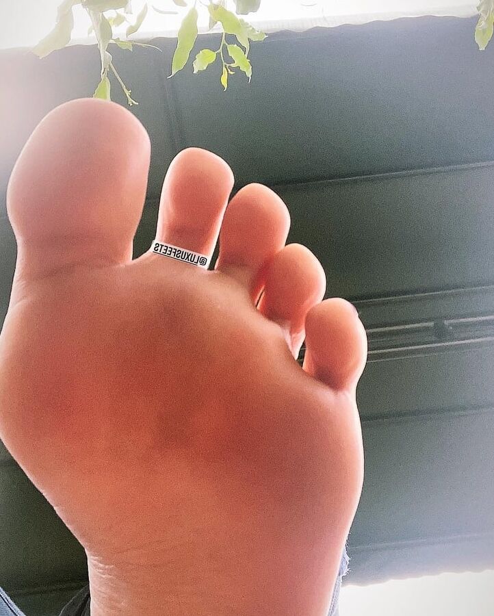 Fuesse Feet