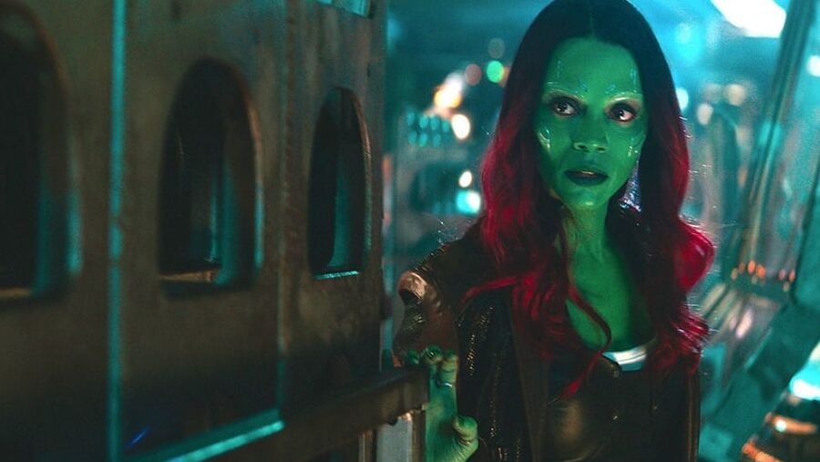 Zoe Saldana Hot