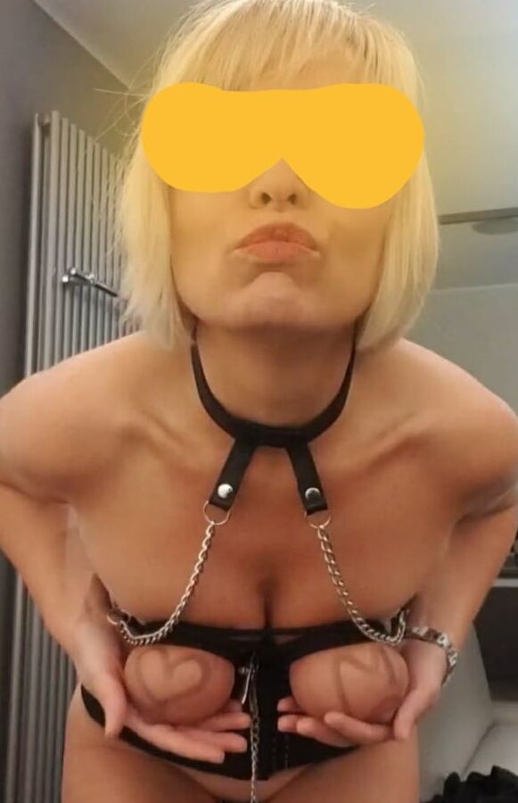 Julies bondage