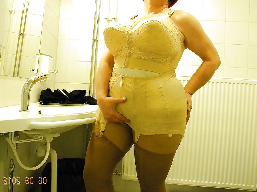 Elegant and sexy!