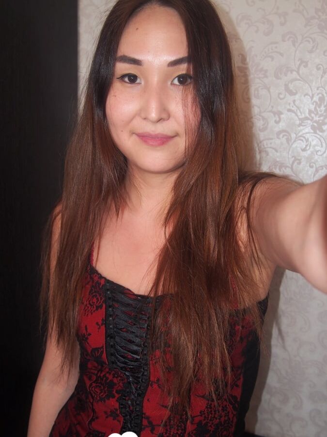 Hot teacher tries on sexy lingerie on camera