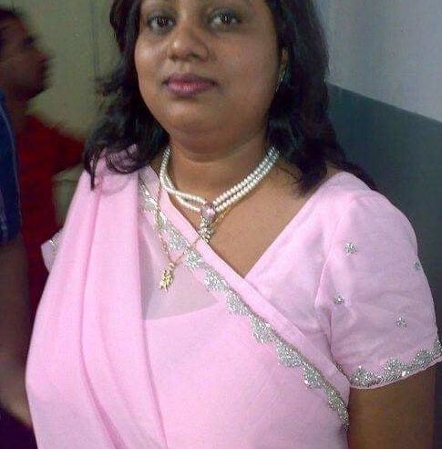 My mom hot suck