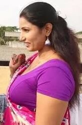 Hot aunties and side boobs
