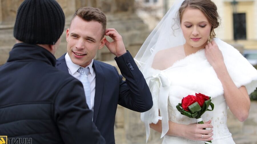 The right of the wedding night was mine