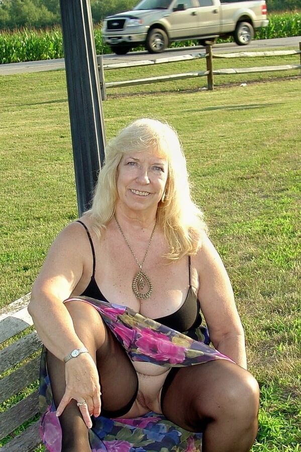 Subscriber&;s Mature Wife Pat